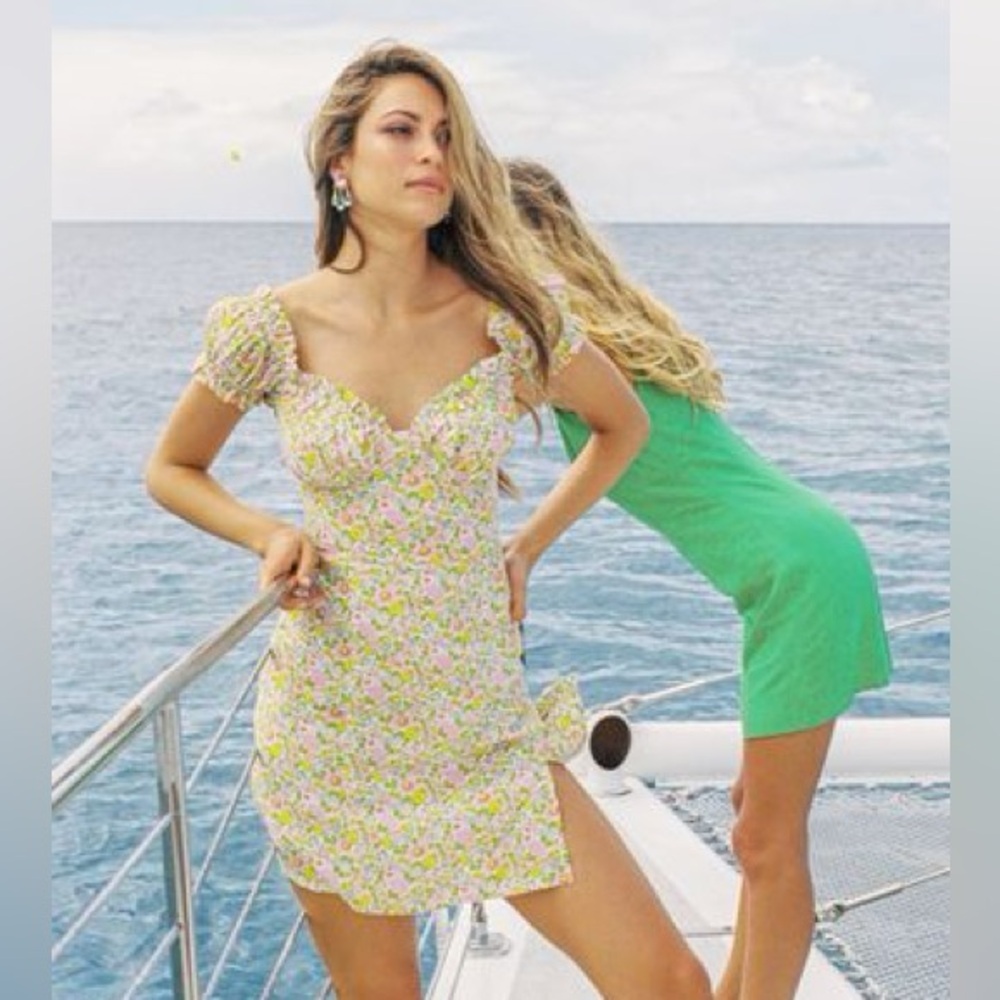 With Jean Bella dress , pansies style - Picture 2 of 3